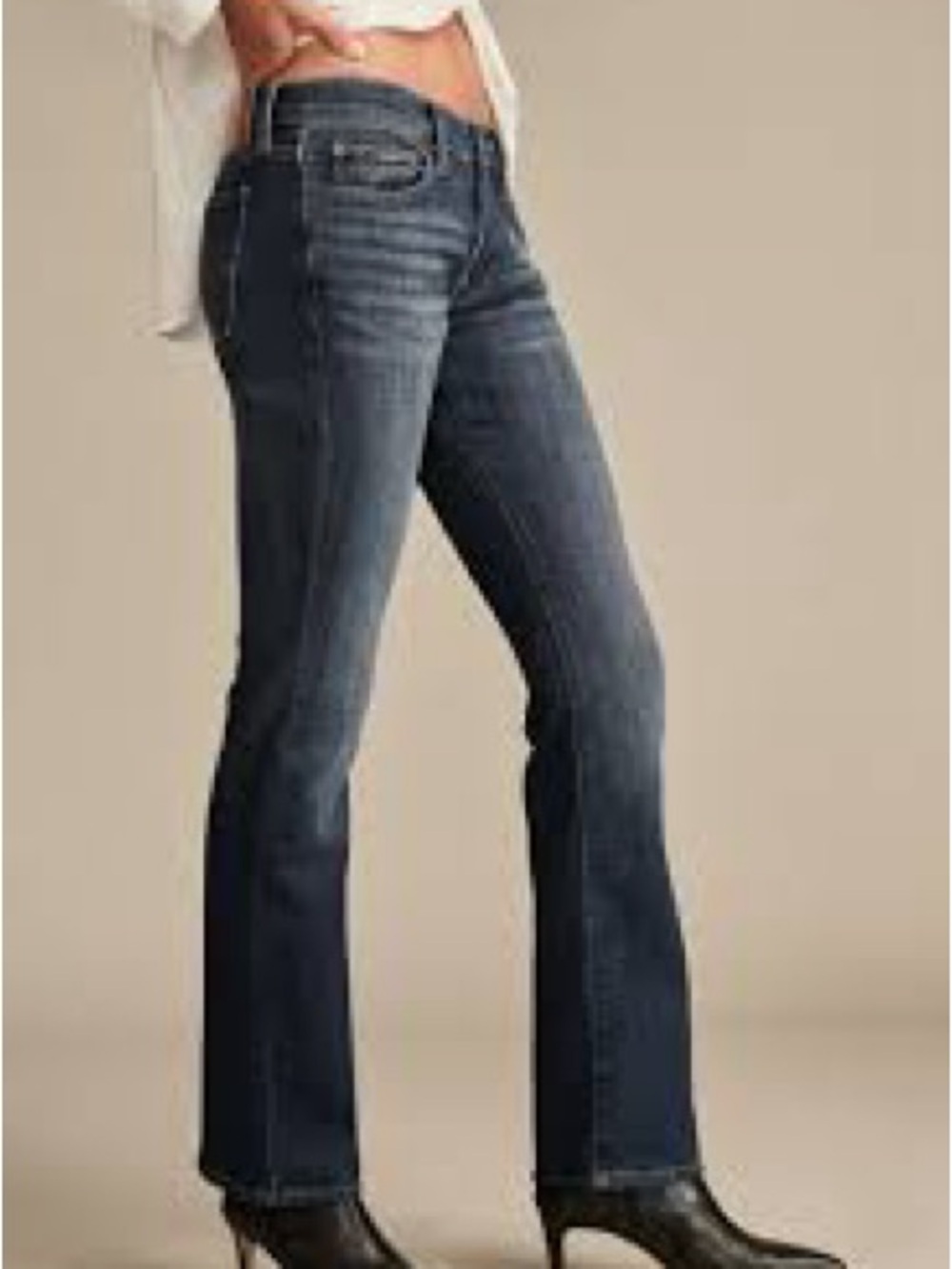 7 For All Mankind Women's Dark Blue Flare Jeans 999